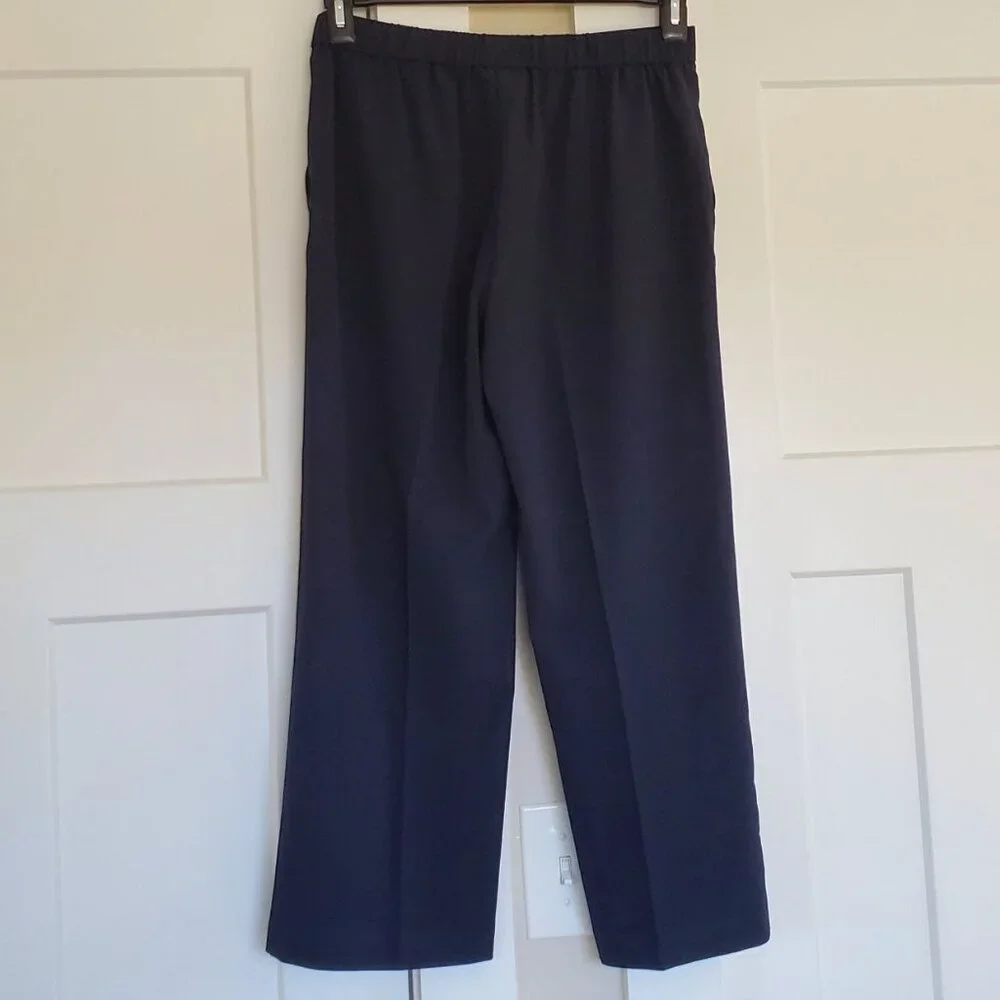 SAG Harbor Black Petite Crop Pant. Size 6P - Picture 2 of 8